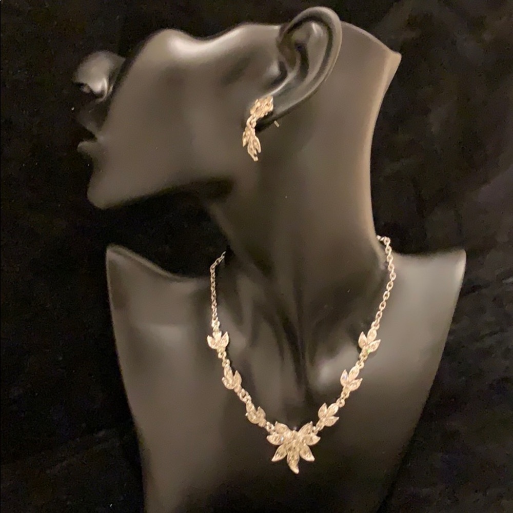 Necklace for women’s, custom jewelry